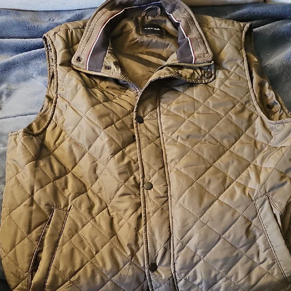Tahari Quilted Men's Vest Sixe XL/XXL - Check Measurements - Picture 1 of 6